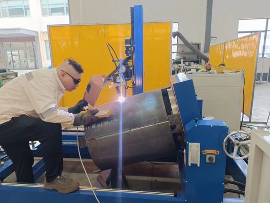 کیفیت  100-5000mm Tank Diameter Circular Seam Welding Machine with Water Cooling and 3-400A Welding Power کارخانه